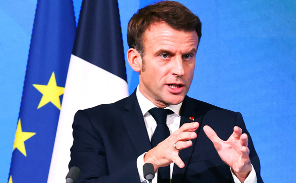 Climat: Macron propose un pacte de décarbonation aux industriels