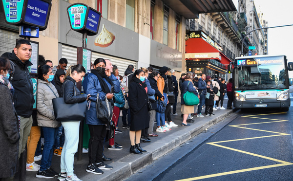 Grève: métro très perturbé à Paris mais pas de cohue, peu de manifestants attendus