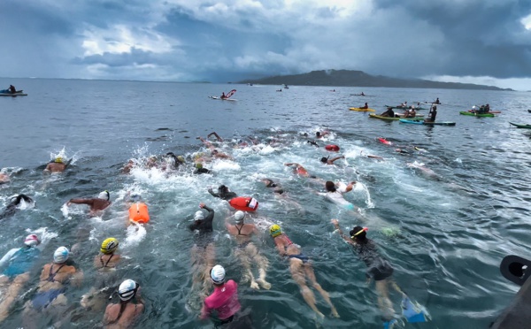 Eau libre : Déotille Videau et Nael Roux les plus rapides entre Taha'a et Raiatea