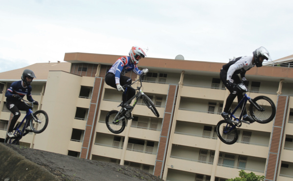 Des champions pour la promotion du BMX
