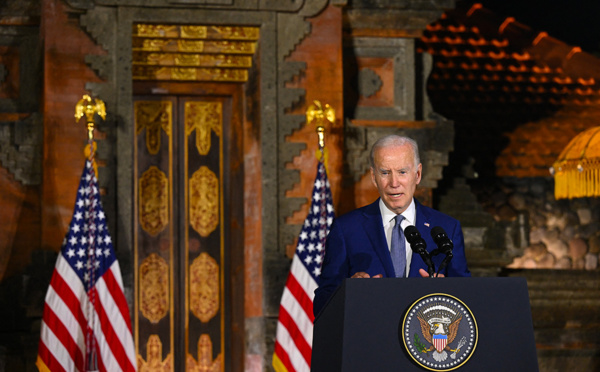 Trois heures d'entretiens entre Biden et Xi pour aplanir les sujets de conflit