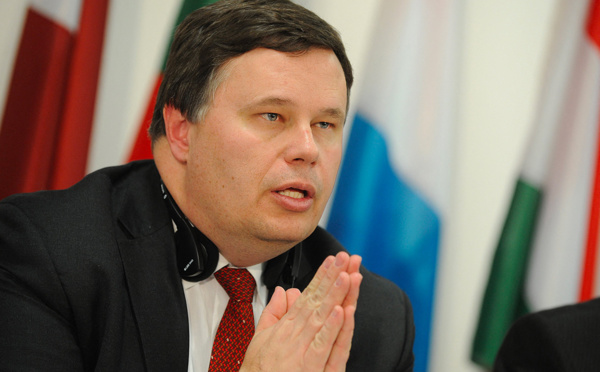 Le FMI appelle la France à resserrer sa politique budgétaire dès l'an prochain