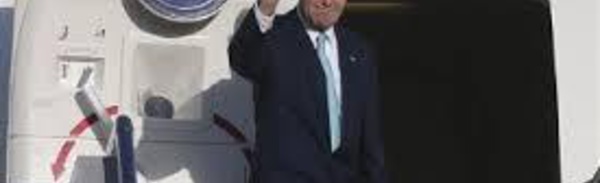 Kerry aux îles Salomon évoque le souvenir du "lieutenant Kennedy", blessé en 1943