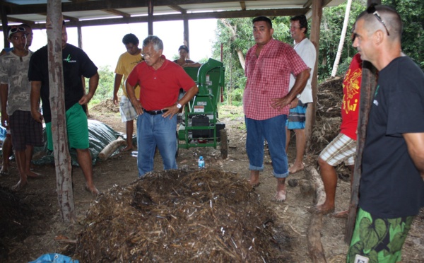 Bora Bora forme 11 stagiaires au 100% bio