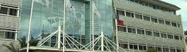 Des réformes économiques et fiscales a minima en Nouvelle-Calédonie