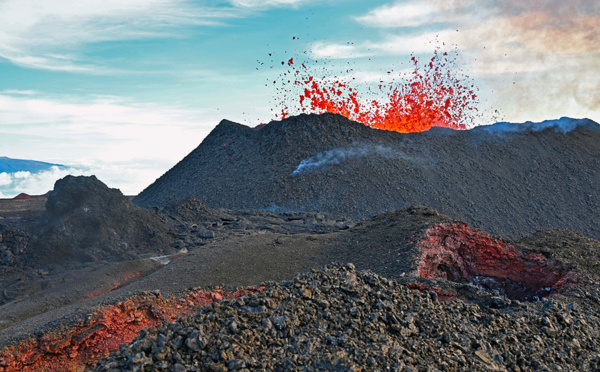 Hawaï mobilise des gardes nationaux face à l'éruption du Mauna Loa