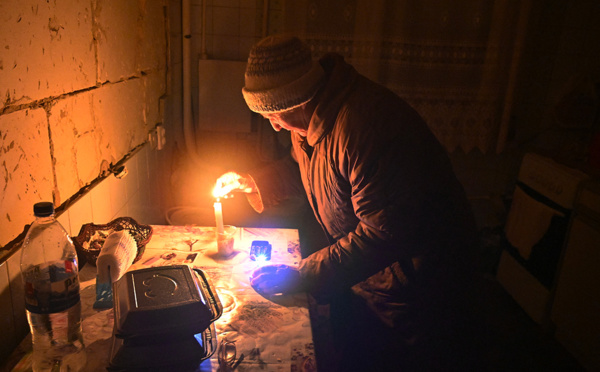 Ukraine: Poutine promet de continuer à détruire les infrastructures énergétiques