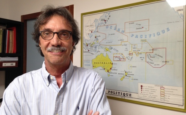 "Il est certain que Flosse décide", analyse Sémir Al Wardi