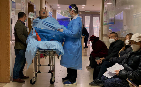 En Chine, zéro nouveau mort du Covid après un changement de méthodologie, mais l'OMS "très préoccupée"