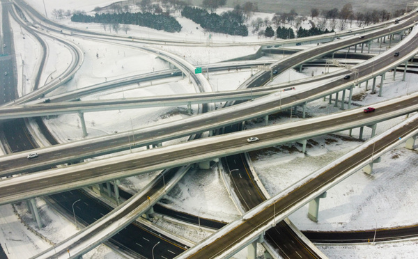 Etats-Unis: une tempête hivernale meurtrière jette un grand froid sur le week-end de Noël