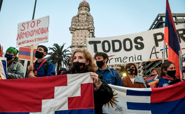 Nagorny Karabakh: manifestations contre le blocage d'un axe vital vers l'Arménie