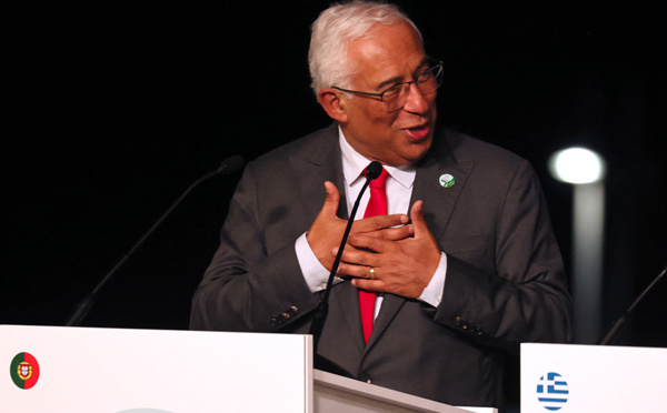 Portugal: série de démissions au gouvernement sous le feu des critiques