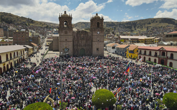 Pérou : 17 morts lors d'affrontements entre manifestants et forces de l'ordre