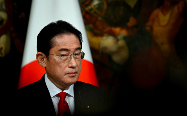 Face à la Chine, Tokyo signe un pacte militaire avec Londres