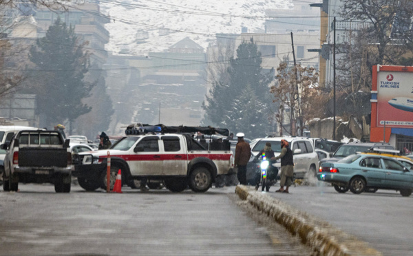 Afghanistan: attentat suicide devant le ministère des Affaires étrangères, une vingtaine de victimes