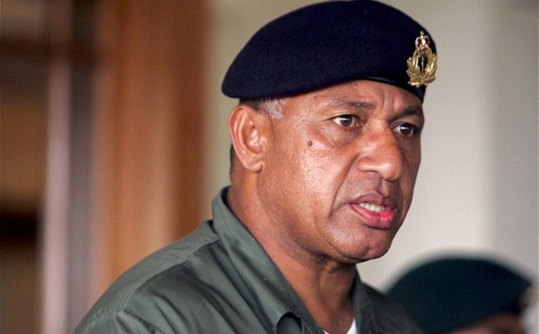 Fidji: l'ex-putschiste Bainimarama revendique la victoire aux législatives