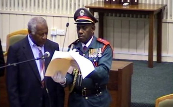 Le père anglican Baldwin Lonsdale élu Président de la République de Vanuatu