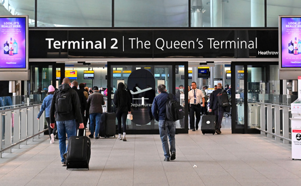 Royaume-Uni : un homme arrêté après la saisie d'uranium à l'aéroport d'Heathrow