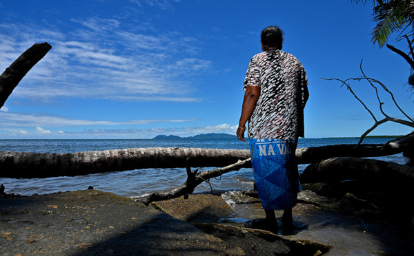"Personne ne peut arrêter l'eau": aux Fidji, le changement climatique noie les espoirs
