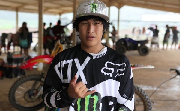 Motocross – Championnat local : Raiarii Vonbalou et Vetea Toofa sont les champions de Polynésie 2014