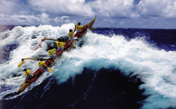 Marathon Va’a V6 – Moloka’i Hoe : la course de l’année se déroulera dimanche à Hawai’i