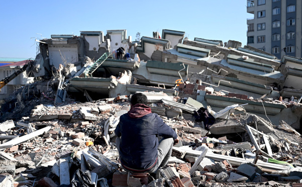Près de 20.000 morts dans le séisme en Turquie et Syrie