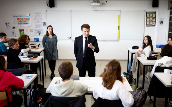 Papillomavirus: Macron annonce une campagne de vaccination "généralisée" dans les collèges
