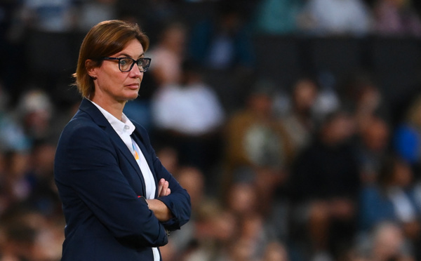 Bleues: la sélectionneuse Corinne Diacre débarquée