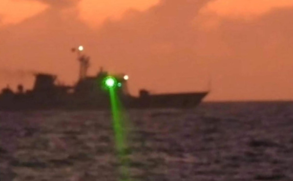 "Partez immédiatement": tension entre Manille et Pékin au-dessus de la mer de Chine