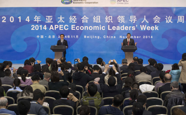 Les chefs des diplomaties chinoise et japonaise se rencontrent, "avancée majeure"