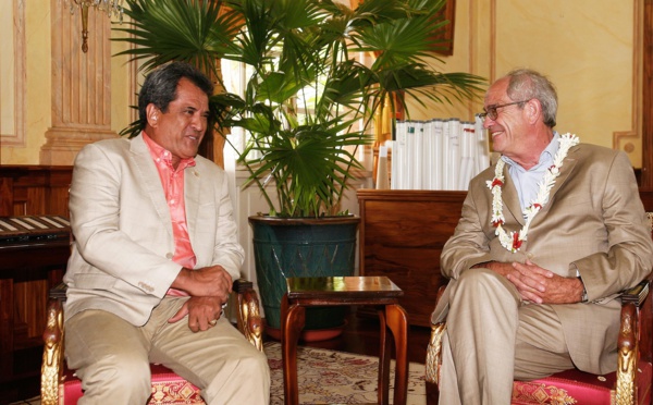 Edouard Fritch reçoit le représentant du CSA