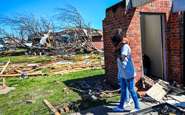 Dans le Mississippi, l'aide afflue après les tornades dévastatrices