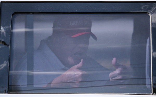 Trump se prépare à comparaître devant la justice pénale, une première historique