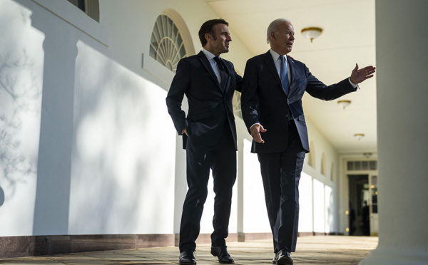Biden et Macron arrondissent les angles après la visite en Chine