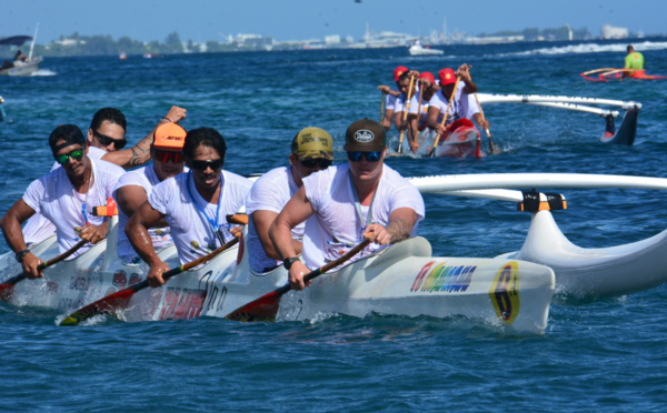 Air Tahiti Va'a s'adjuge la Coupe de l'environnement