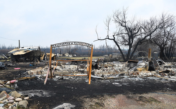 L'Ouest canadien demande de l'aide pour lutter contre des feux "sans précédent"