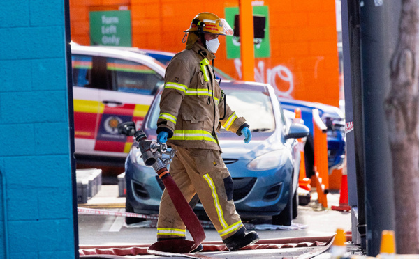 Nouvelle-Zélande: un suspect arrêté pour l'incendie meurtrier dans un hôtel