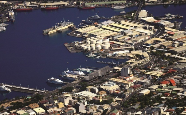 Hydrocarbures : les premiers protocoles d'accord signés