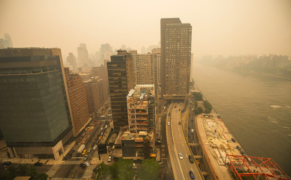 Le Québec brûle, les Etats-Unis enfumés