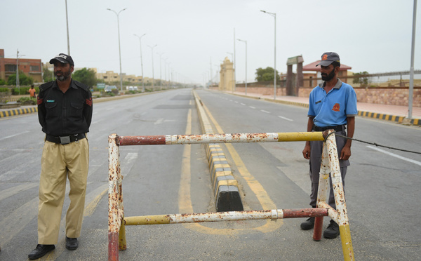 Plus de 40.000 évacuations en Inde et au Pakistan avant le cyclone Biparjoy