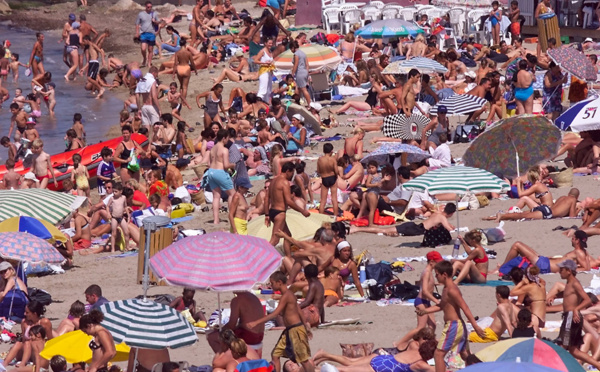 Quotas, désaisonnalisation, "démarketing"... L'Alliance France Tourisme s'attaque au "surtourisme"