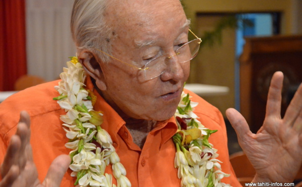 Gaston Flosse tire à boulets rouges sur Édouard Fritch