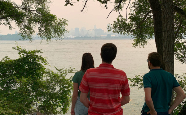 Feux au Canada: Montréal suffoque sous la fumée, a l'air le plus pollué au monde