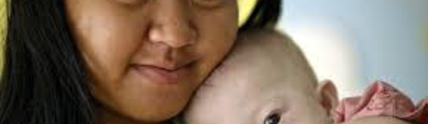 Passeport australien pour le bébé trisomique abandonné à sa mère porteuse en Thaïlande