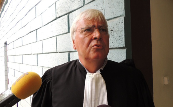 Gaston Flosse fixé sur son contrôle judiciaire mardi
