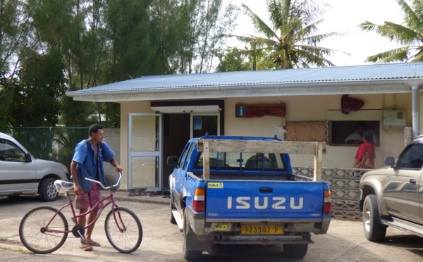 Raivavae: Ouverture du premier web café associatif sous linux en Polynésie