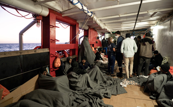 Le navire-ambulance Ocean Viking sauve 86 migrants en Méditerranée
