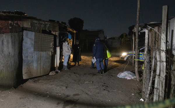 Afrique du Sud: 17 morts après une fuite de gaz dans un bidonville minier