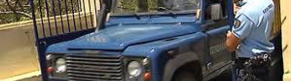 Tir sur des gendarmes en Nelle-Calédonie: Canala, commune rebelle et divisée