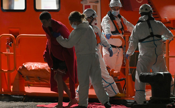 86 migrants secourus au large de l'archipel espagnol des Canaries